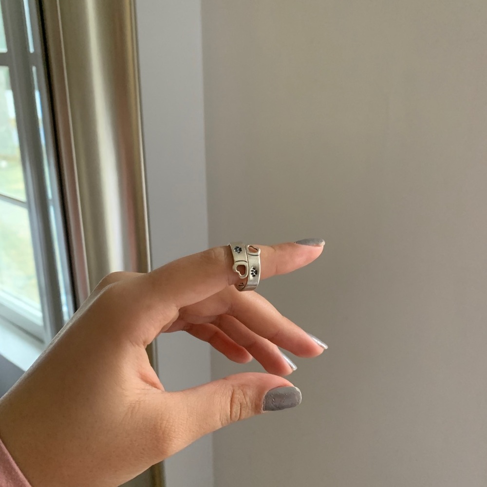 Silver paw ring
